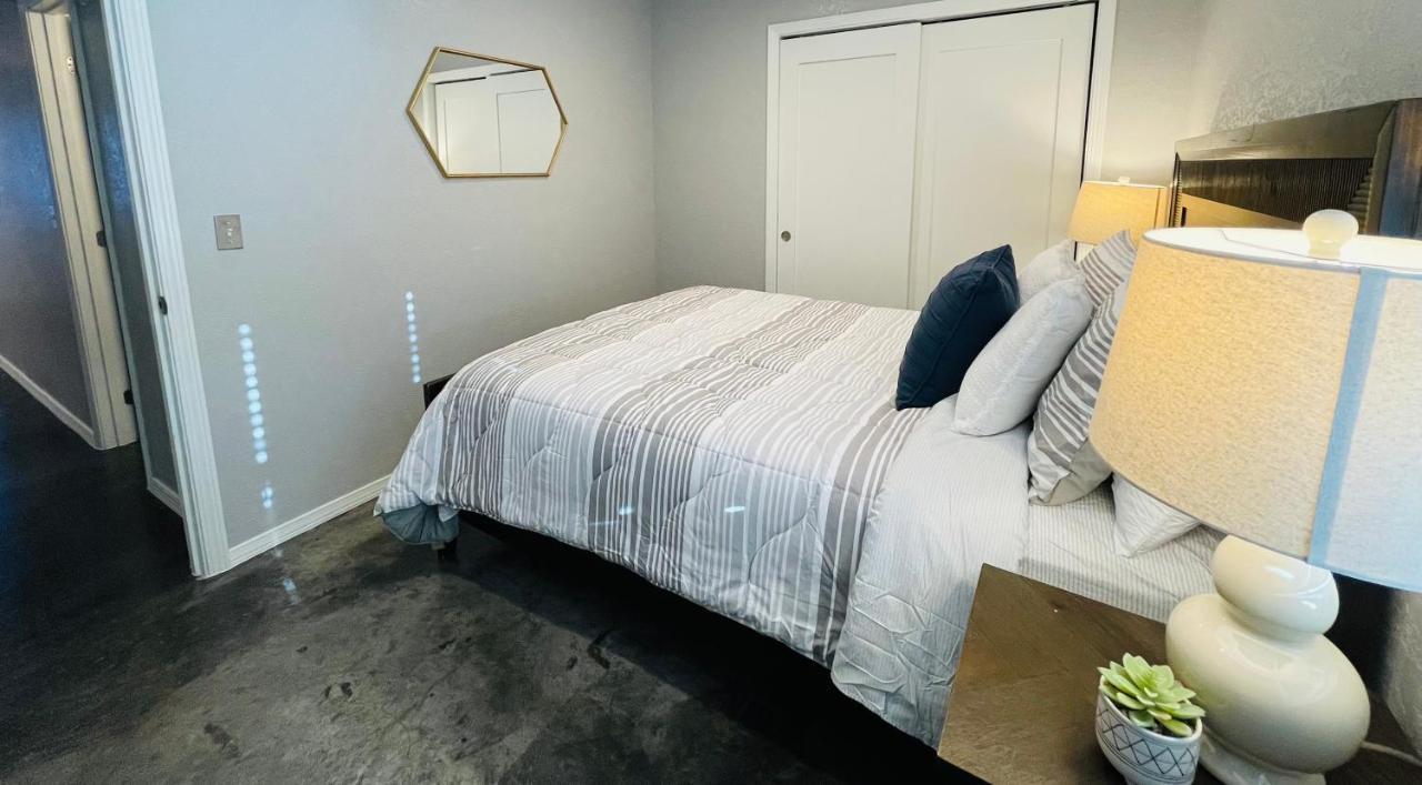 Evie'S Campus-Close 2 Bedroom Luxury Оклахома Сити Екстериор снимка